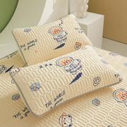 乳胶枕头双人夫妻枕套，夏季冰丝枕套15x20cm规格，一只装单人枕芯内