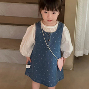 韩国童装女童连衣裙春秋款，2024洋气女宝宝裙子儿童碎花牛仔背心裙