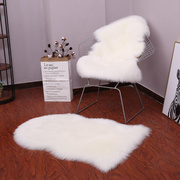 仿羊毛客厅地毯白色长毛绒，卧室牀边地垫茶几，毯飘窗垫橱窗装饰摄影