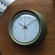 10英寸简约金属挂钟复古橄榄绿圆形单面静音无声装饰壁钟家居钟表