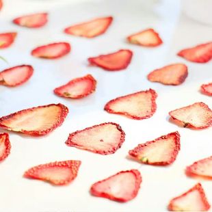 烘干无添加草莓干草莓片水果片茶泡水喝的东西学生草莓水果干50g