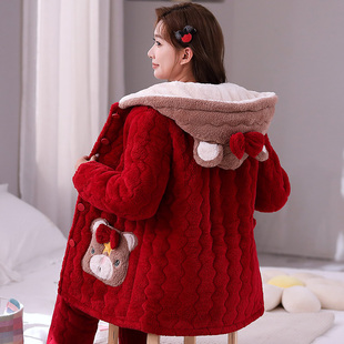 秋冬季睡衣女珊瑚绒三层，夹棉可爱连帽红色，加厚加绒家居服套装