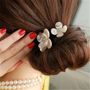 气质韩国饰品扎头发橡皮筋，头花水钻珍珠双花朵，发圈花瓣扎头绳