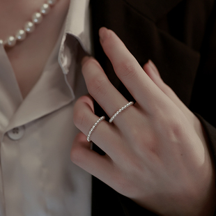 925纯银珍珠戒指女小众设计时尚，食指高级感叠戴指环(戴指环)素圈个性尾戒