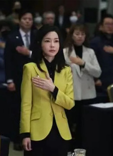 韩国总统夫人金建希荧光色韩系毛料，修身显瘦法系，复古职业西装外套