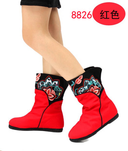 棉布老北京布鞋女单靴子千层底，绣花靴民族，风短靴中内增高
