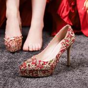 中式红色11m高跟，防水台细跟婚鞋女秀禾鞋，新娘鞋铆钉结婚单鞋