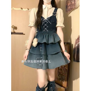 2025春季新款少女风甜美渐变色牛仔吊带+白色衬衫+高腰百褶蛋糕裙