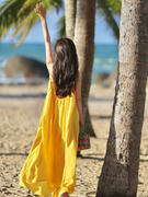 三亚沙滩裙海边度假超仙性感，露背连衣裙高级感气质显瘦吊带仙女裙