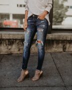 women'smidwaistrippedskinnyjeans女士中腰破洞小脚牛仔裤