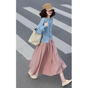 设计感小个子时尚套装女春季2024针织衫搭配粉色半身裙两件套