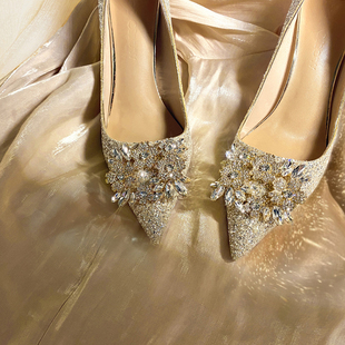 婚鞋秀禾婚纱两穿水晶鞋，新娘鞋女香槟色高跟鞋，不累脚水钻尖头单鞋