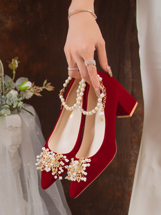 粗跟婚鞋女秀禾婚纱两穿不累脚，新娘鞋红色绒面敬酒礼服鞋孕妇可穿