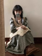 韩版镂空针织背心罩衫裙叠穿两件套女日系复古刺绣，格子连衣裙套装