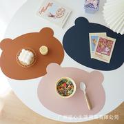 北欧小熊ins儿童餐垫日式学生可爱防水防油皮革桌垫pu餐具隔热垫