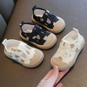 女童帆布鞋2024春秋款女宝板鞋，室内鞋软底单鞋儿童鞋子幼儿园布鞋