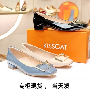 kisscat接吻猫2024春低跟牛皮，方头通勤方扣女单鞋，瓢鞋ka54118-11