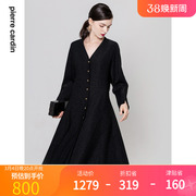 皮尔卡丹女装秋季赫本风黑色修身连衣裙P1346E1900B0