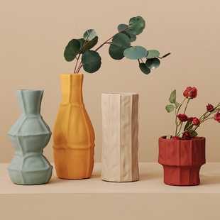 莫兰迪色北欧风格创意，ins陶瓷干花花瓶，客厅插花现代简约装饰摆件
