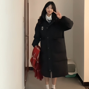 女神保命学院风黑色羽绒服，女中长款2023年韩版宽松白鸭绒(白鸭绒)外套