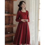 红色连衣裙女秋季法式赫本小红裙长袖新娘订婚敬酒礼服小个子