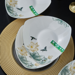 荷缘陶瓷家用餐具瓷器，中式菜盘盘子釉中彩方盘，异形简约三角碟套装
