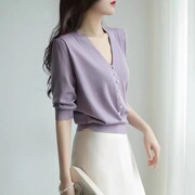 女人味~温柔小香风夏季薄款冰丝针织短袖上衣短款白色紫色V领t恤
