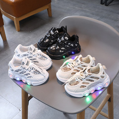 2023潮款LED灯鞋儿童字母织带网面透气小童1-6岁发光鞋休闲运动鞋