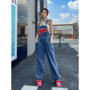 蓝色刺绣牛仔背带裤女2023年大码春季小个子显瘦减龄阔腿裤子