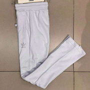 阿迪达斯adidas三叶草运动女裤，秋水钻logo休闲透气长裤hf6769