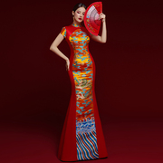 中国风旗袍走秀高端演出服长款红色舞台高端宴会主持人礼服女