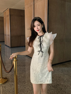 越南小众夏季欧根纱水溶蕾丝，连衣裙短款收腰显瘦蝴蝶结娃娃裙