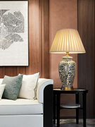 美式复古手绘陶瓷台灯欧式客厅装饰书房遥控调光新中式卧室床头灯