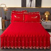 婚庆大红色刺绣床裙式单t件夹棉，床单床罩加厚1.8m床套防滑
