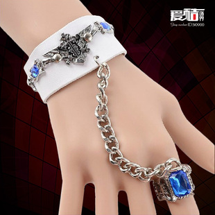 韩版个性男手链潮流动漫，手链戒指一体链，复古皮手环情侣手腕饰品女