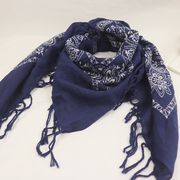 女围巾棉质印花大方巾，挂须流苏围巾，旅行蓝色民族风披肩头巾