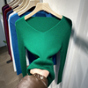 V领毛衣女秋冬修身内搭厚款绿色打底衫2023洋气V领长袖针织衫