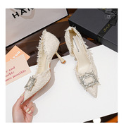 24高跟鞋女水钻方扣单鞋尖头细跟气质小香风法式白色新娘婚鞋