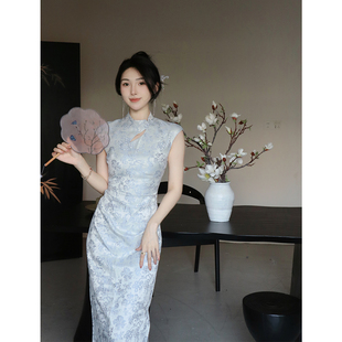 tyang贰羊设计青花瓷国风新中式，修身复古蓝色，刺绣旗袍连衣裙