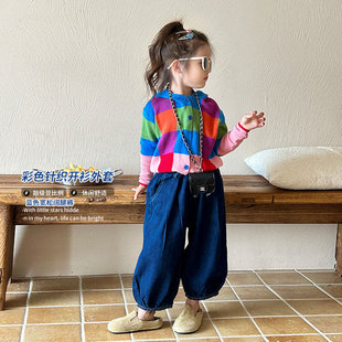 女童毛衣秋装2023韩版女宝宝，洋气时髦格子针织衫，儿童连帽外套