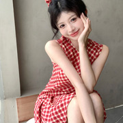 韩系学院风红色格子，背心连衣裙女2024夏季小个子甜美减龄收腰短裙