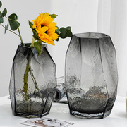 现代简约北欧几何灰色玻璃花瓶，样板间轻奢摆件创意家居软装饰品