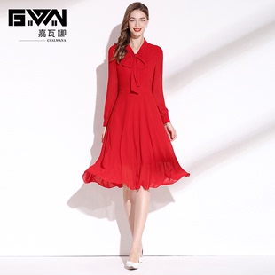 红色连衣裙202春装系，带领气质收腰显瘦中长款雪纺长袖打底裙