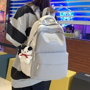 书包初中女生清新可爱背包大容量日韩休闲高中学生旅行电脑双肩包