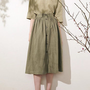 米可帛恩春夏亚麻纯色微褶腰裙纽扣，简约茶绿色，显瘦a字半身裙