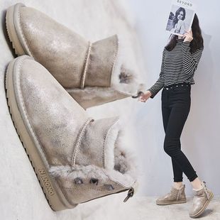 冬季牛皮雪地靴女短筒羊毛短靴，铆钉包子鞋，保暖加厚棉鞋面包鞋