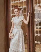 2023越南小众夏季优雅气质，蕾丝钩花镂空拼接白色连衣裙