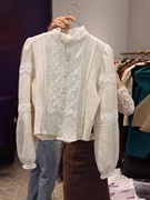 韩国东大门春装法式复古加绒雪纺蕾丝花边立领钉珠灯笼袖衬衫