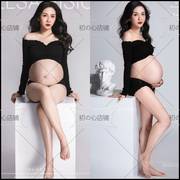 孕妇照拍摄影主题写真服装的衣服，照片在家拍自拍孕妈拍照孕期孕照