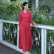 2023秋季旅行文艺纯棉，波点连衣裙女修身显瘦红色翻领长袖长裙